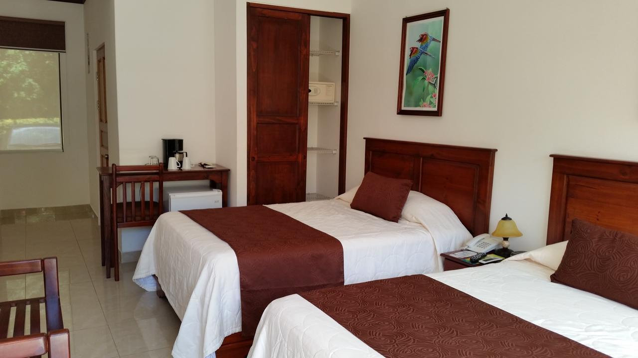 Hotel Arenas En Punta Leona Las Agujas Eksteriør bilde